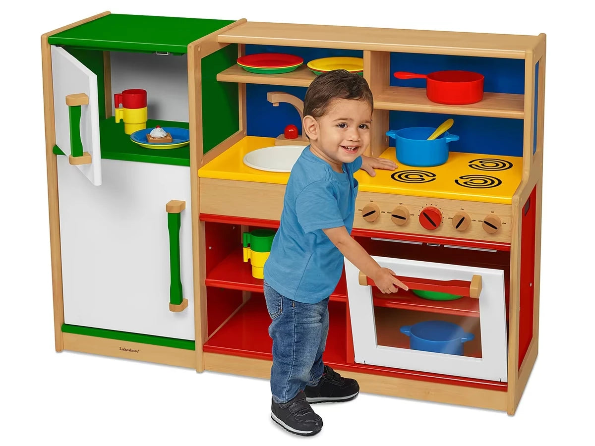 Pretend & Play Toddler Kitchen - US 9747