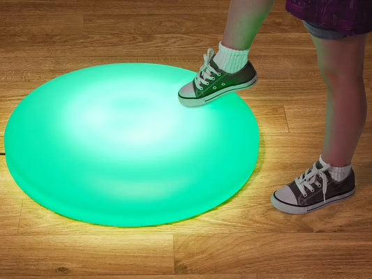 Tap & Play Color-Changing Light Center - US 7960