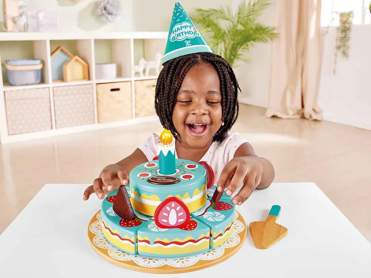 Interactive Birthday Cake - US 8802