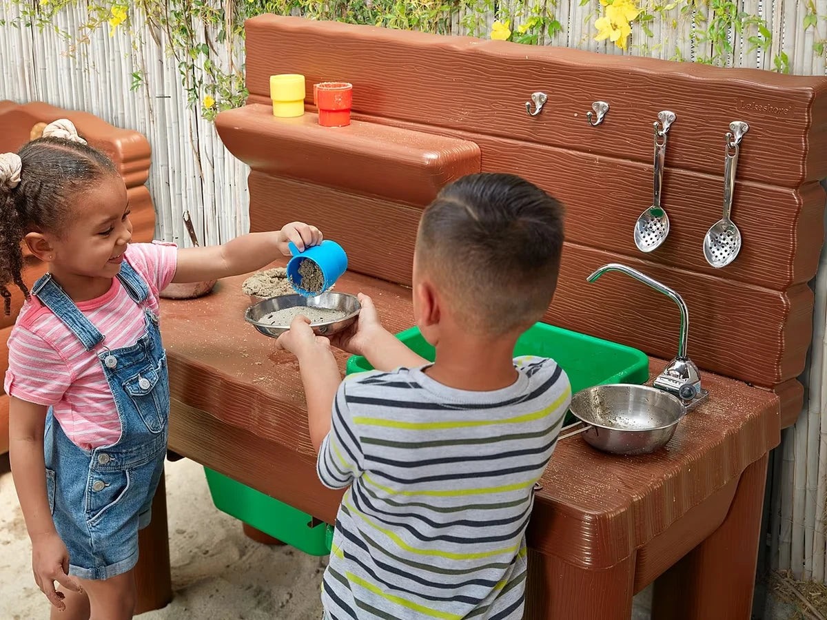 Pump & Play Mud Kitchen - US 6920