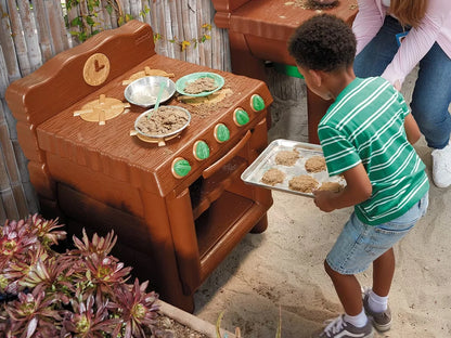 Pretend & Play Mud Oven - US 8773