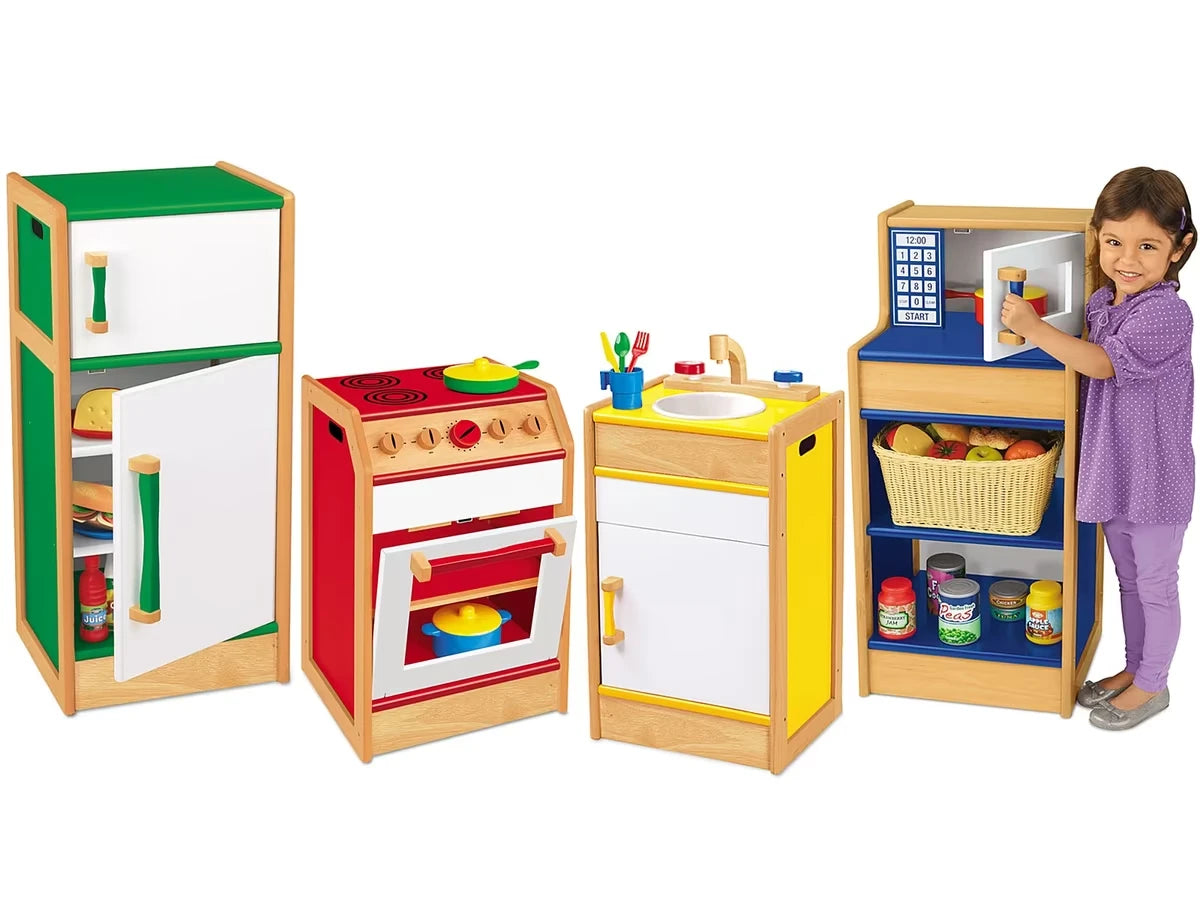 Pretend & Play Hardwood Kitchen Set - US 8808