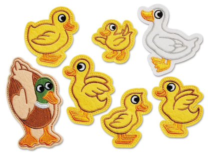Five Little Ducks Storytelling Puppets - US 1957