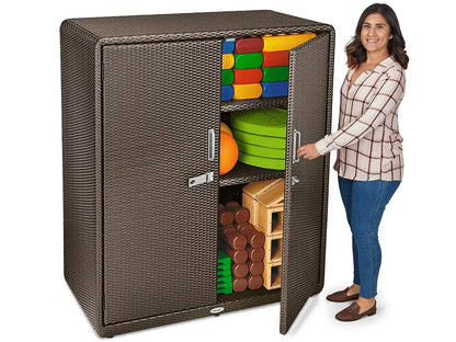 Outdoor Lockable Storage Cabinet - US 5496